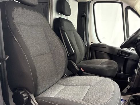 Used 2025 RAM ProMaster 2500 w/ Safety Group FWD image 24