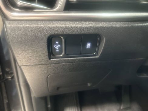 New 2026 Kia Sorento S w/ S Panoramic Sunroof Package FWD image 13