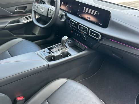 New 2026 Nissan Sentra SR w/ SR Premium Package image 12