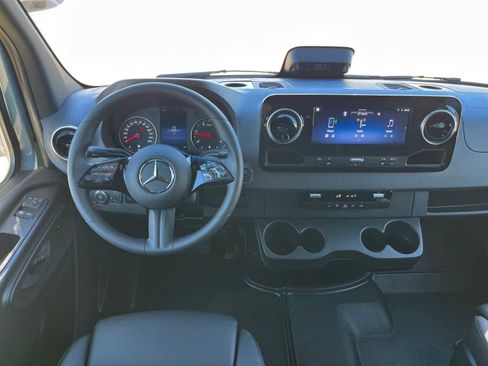 New 2026 Mercedes-Benz Sprinter 2500 image 13