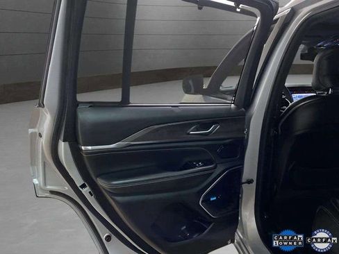 Used 2023 Jeep Grand Cherokee Overland w/ Luxury Tech Group IV image 71