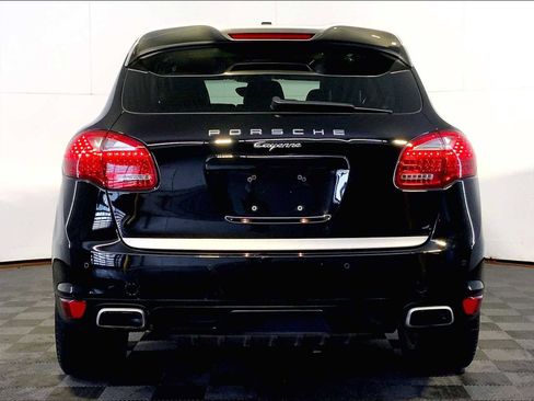Used 2014 Porsche Cayenne Platinum Edition AWD/4WD image 6