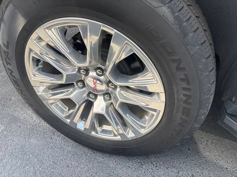 Used 2021 GMC Yukon XL Denali AWD/4WD image 5