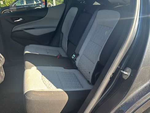 Used 2022 Chevrolet Equinox LS w/ LS Convenience Package AWD/4WD image 10