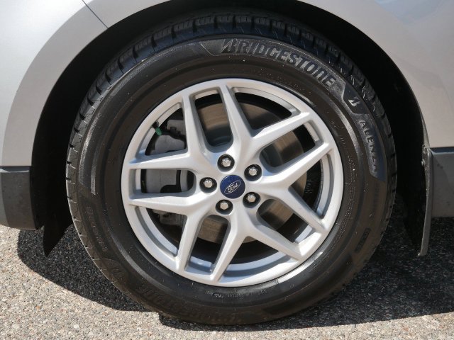 Used 2021 Ford Edge SEL AWD/4WD image 9