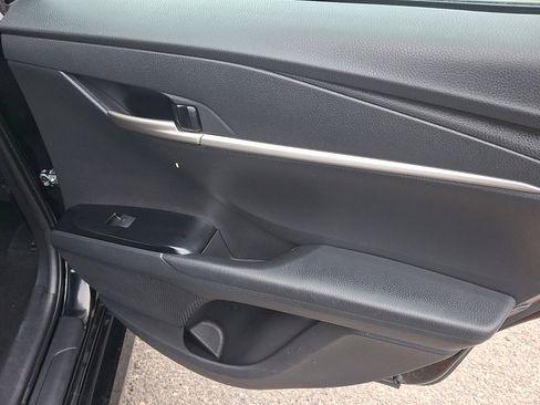 Used 2025 Toyota Camry LE image 14