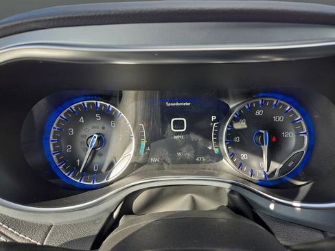 New 2026 Chrysler Pacifica Limited w/ S Appearance Package image 18