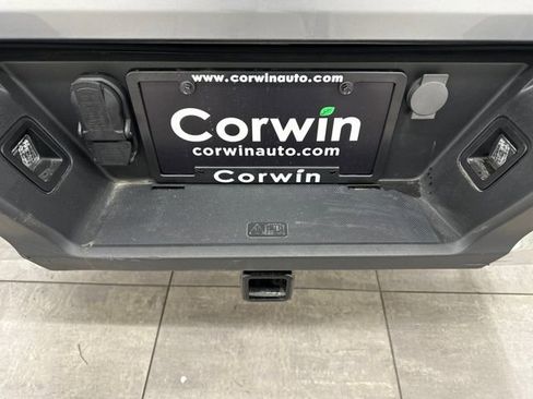 Certified 2023 Ford F150 Lariat w/ Equipment Group 502A High image 21