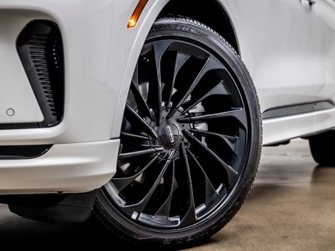 Used 2026 Lincoln Aviator Reserve w/ Jet Appearance Package RWD image 24