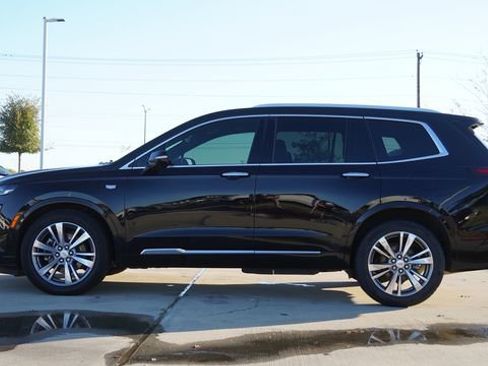 Used 2020 Cadillac XT6 Premium Luxury image 5