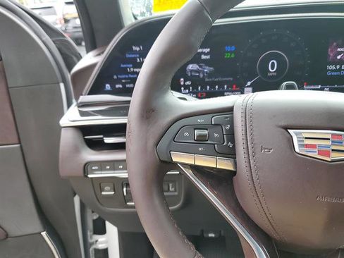 Certified 2022 Cadillac Escalade Sport Platinum w/ LPO, ONYX Package AWD/4WD image 57
