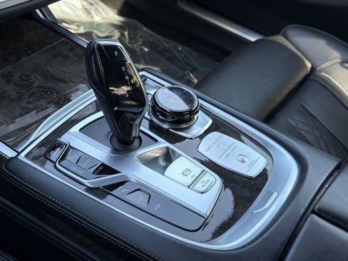 Used 2018 BMW ALPINA B7 xDrive AWD/4WD image 33