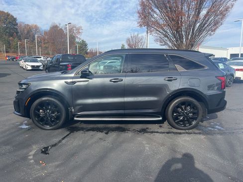 Used 2022 Kia Sorento EX image 7