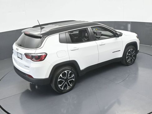 Used 2023 Jeep Compass Limited image 49