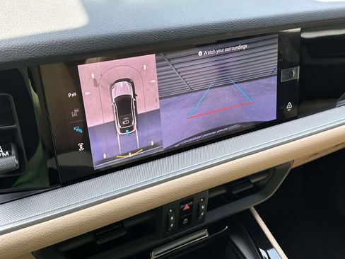 New 2026 Porsche Cayenne Coupe AWD/4WD image 25
