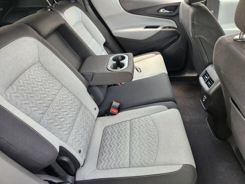 Used 2022 Chevrolet Equinox LS w/ LS Convenience Package FWD image 27