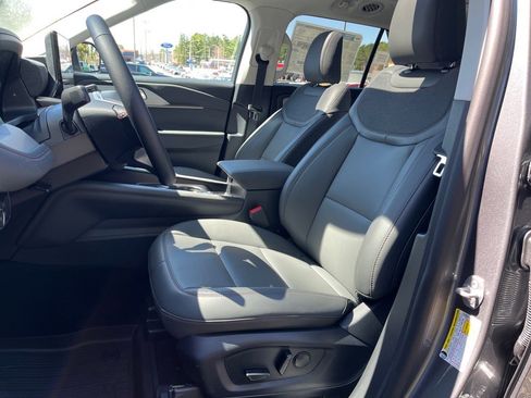 New 2026 Ford Explorer Active AWD/4WD image 15