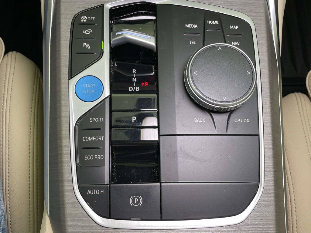 Used 2025 BMW i4 xDrive40i w/ Premium Package AWD/4WD image 27