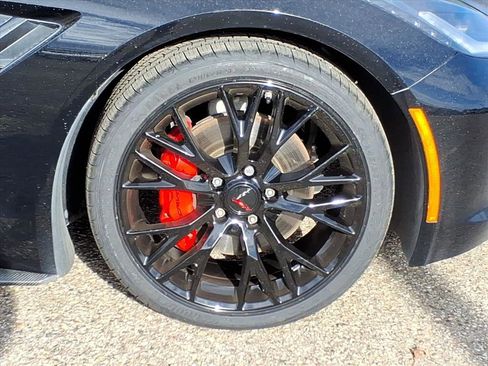 Used 2019 Chevrolet Corvette Stingray Coupe w/ Battery Protection Package image 11