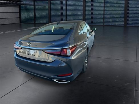 New 2025 Lexus ES 350 w/ Premium Package image 7