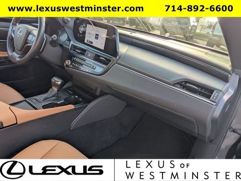 Certified 2025 Lexus ES 350 image 6