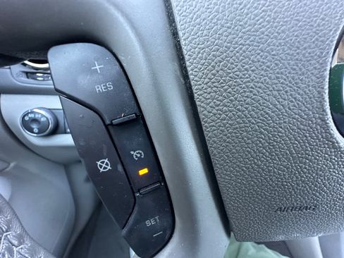 Used 2016 Buick Enclave Convenience FWD image 26
