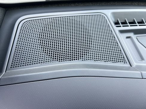 New 2025 Ford Bronco Badlands image 18