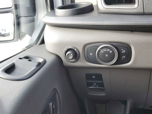 Used 2023 Ford Transit 350 XLT image 23