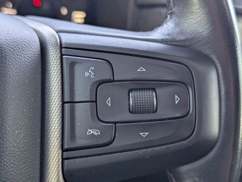 Used 2022 GMC Yukon Denali image 17