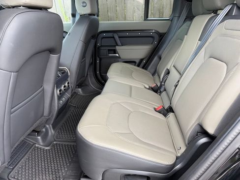 Certified 2025 Land Rover Defender 110 S AWD/4WD image 36