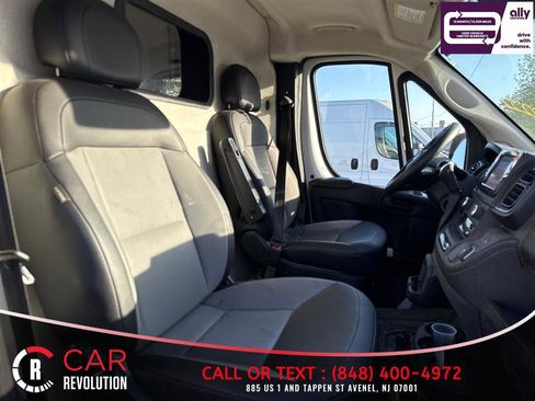 Used 2024 RAM ProMaster 2500 w/ Convenience Group FWD image 8