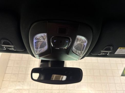 Used 2023 Jeep Compass Latitude AWD/4WD image 41