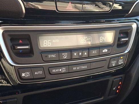 Used 2021 Honda Ridgeline Black Edition image 14