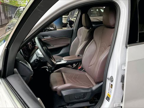 Used 2023 BMW X1 xDrive28i w/ Convenience Package image 7