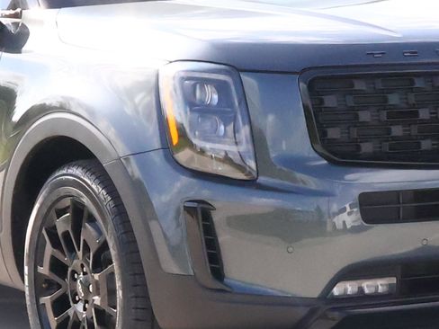 Used 2022 Kia Telluride SX w/ Nightfall Edition Package AWD/4WD image 7