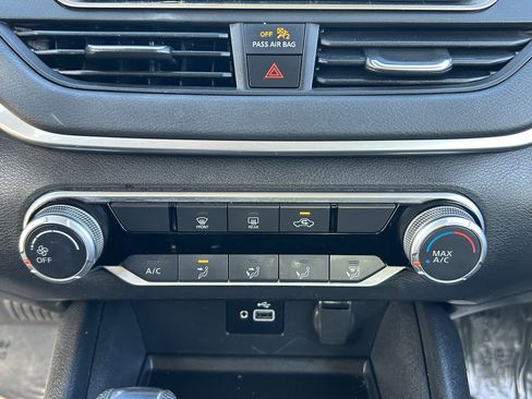 Used 2022 Nissan Altima 2.5 S image 26