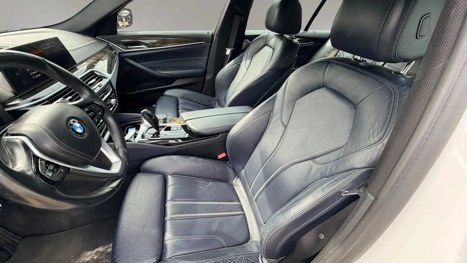 Used 2017 BMW 530i RWD image 9