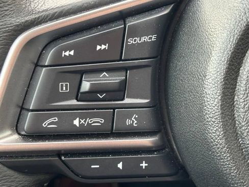 Used 2025 Subaru Outback Premium w/ Popular Package #1A AWD/4WD image 12