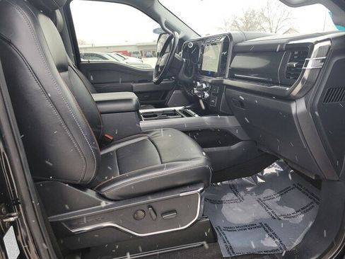 Used 2024 Ford F350 Lariat w/ Lariat Ultimate Package image 3