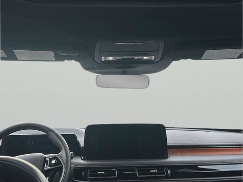 Used 2025 Lincoln Aviator Black Label w/ Jet Appearance Package image 15