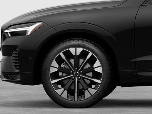 New 2026 Volvo XC60 B5 Plus w/ Protection Package Premier AWD/4WD image 6
