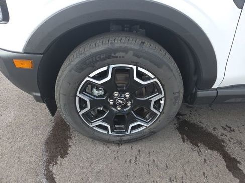 Certified 2025 Ford Bronco Sport Outer Banks w/ Outer Banks Tech Package+ image 17