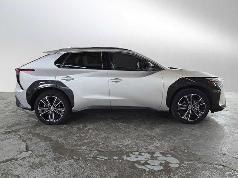 Used 2024 Toyota bZ4X AWD w/ Weather Package image 2