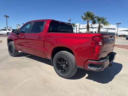 Used 2021 Chevrolet Silverado 1500 RST image 3