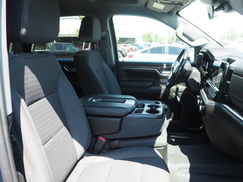 Used 2022 Chevrolet Silverado 1500 RST AWD/4WD image 20