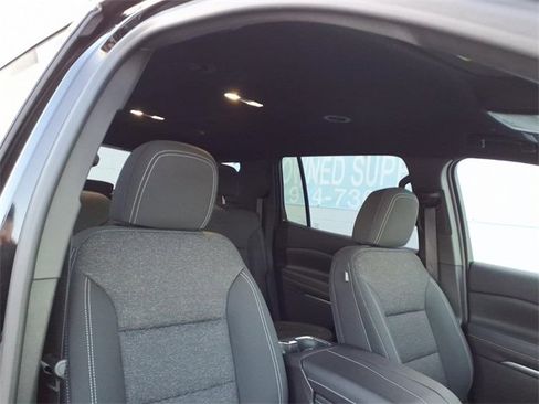 Used 2026 Chevrolet Traverse LT w/ Driver Confidence Package image 20