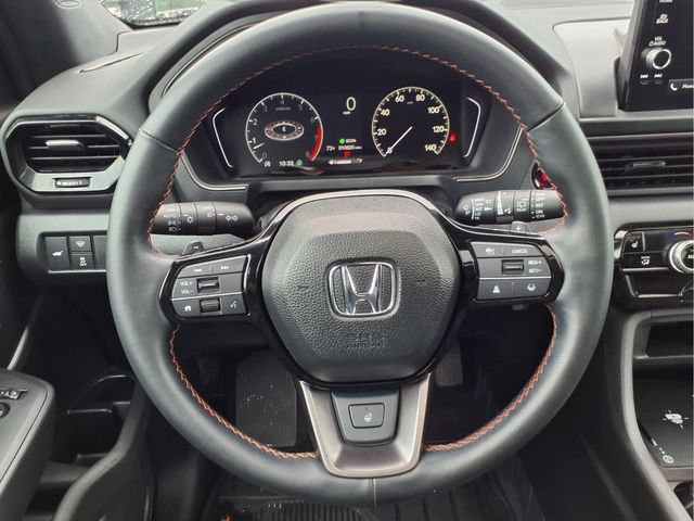 Used 2025 Honda Pilot TrailSport image 30
