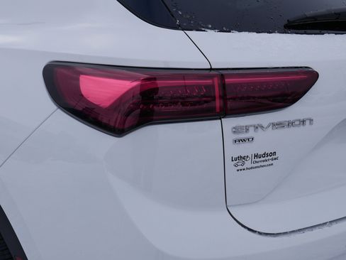 Used 2025 Buick Envision Preferred image 17