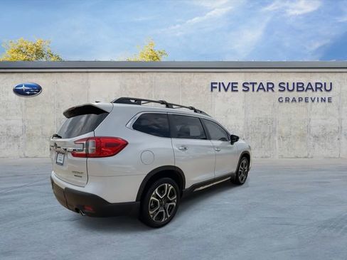 Used 2025 Subaru Ascent Touring AWD/4WD image 8