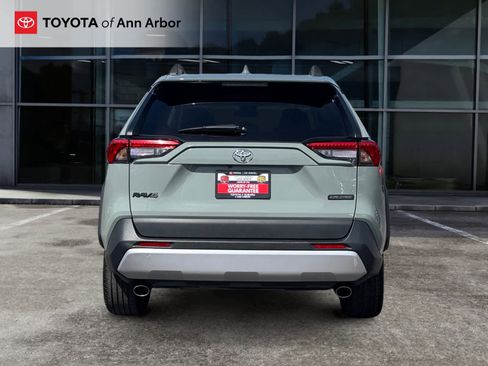 Used 2023 Toyota RAV4 Adventure image 3